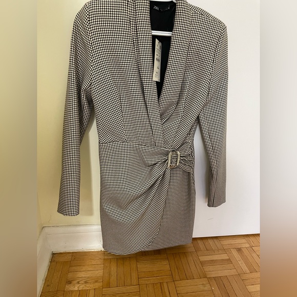 Zara Dress - Picture 3 of 3